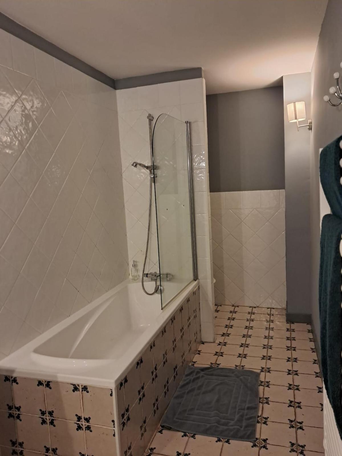 Courniou Nabat Le Haut, Chambre Et Table D'Hotes المظهر الخارجي الصورة